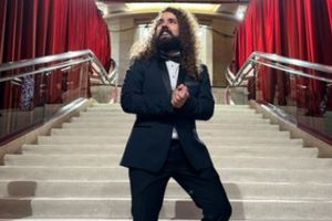 Javier Ibarreche brilló en los Oscar 2023: ‘Hicimos famosa a la persona correcta’