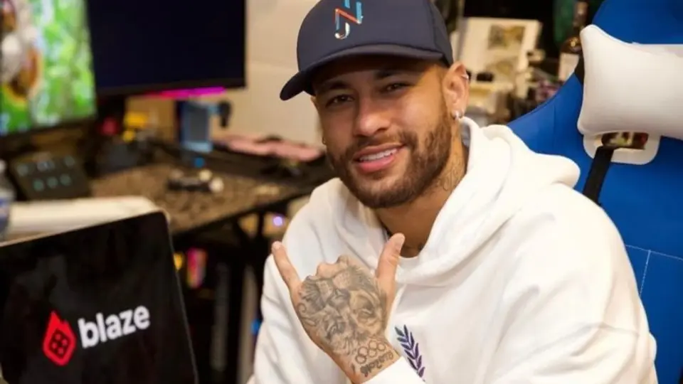 Neymar recuperó una pequeña parte de lo que perdió jugando en el casino