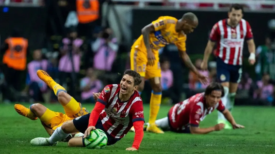 Chivas vs Tigres: Tunden a TV Azteca por exceso de publicidad en la Final