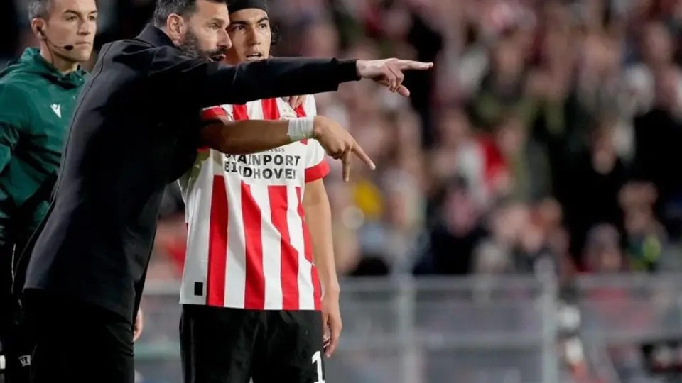 Erick Gutiérrez: Van Nistelrooy presentó su renuncia inmediata como técnico del PSV