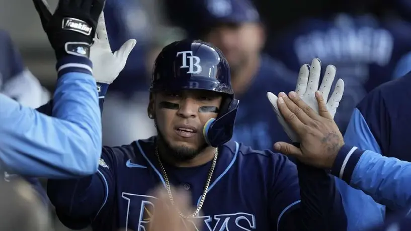 ¡Poder mexicano! Isaac Paredes conectó el imparable para darle la victoria a los Rays