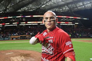 Diablos Rojos: Jesús Fabela hizo historia al ser el primero en pegar un ciclo en el Harp Helú
