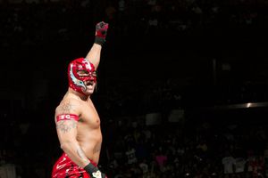 Rey Mysterio tras entrar al Salón de la Fama de la WWE: 'Es una bendición muy grande'