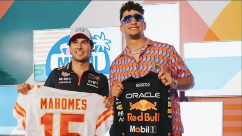 Checo Pérez y Patrick Mahomes intercambian uniformes previo al GP de Miami