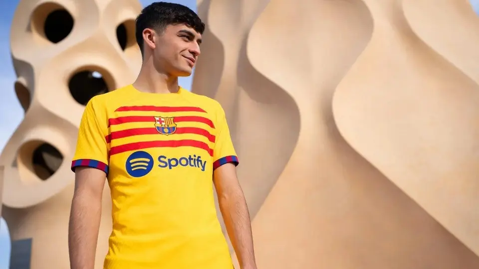Barcelona presentó su cuarta indumentaria inspirada en las raíces del club