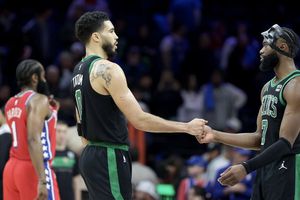 NBA: Los Celtics vencen a los 76ers y se ponen el frente en la serie