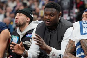 Zion Williamson alargará su recuperación y su participación en postemporada peligra por lesión