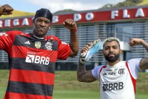 Jimmy Butler hace impresionante tapa contra Gabigol jugando baloncesto