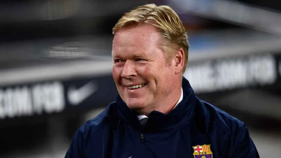Barcelona: Koeman llena de halagos a Xavi y pide que Messi regrese al club