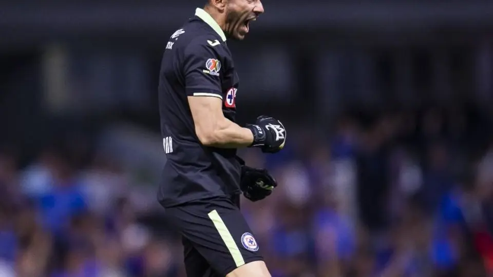 Cruz Azul se despide de Jesús Corona con emotivo video: "Gracias por los momentos felices"