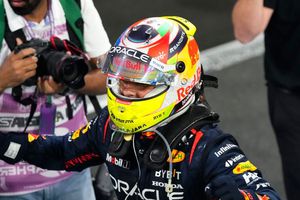 Checo Pérez: ¿América, presente en el casco del Gran Premio de México?