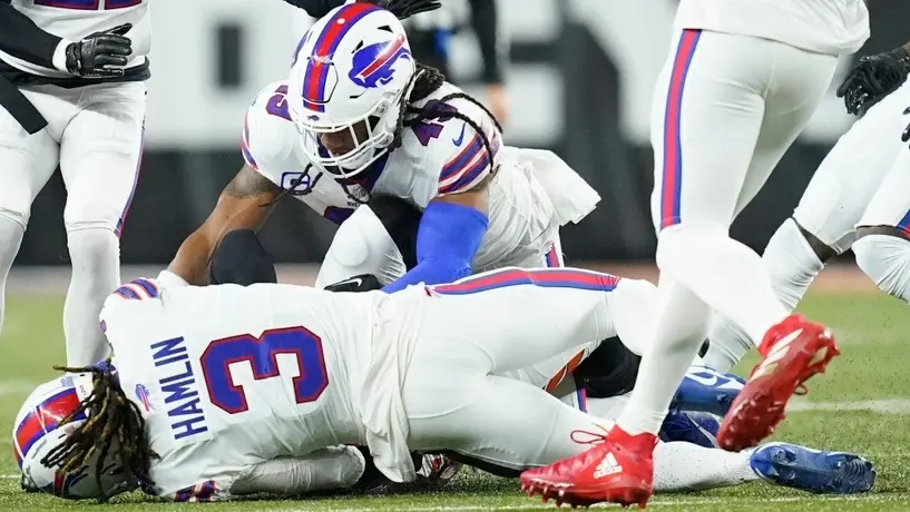Damar Hamlin ya abrió los ojos y presenta mejoría notable