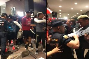 Seleccionados de Perú fueron detenidos tras trifulca con policías