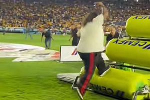 Tigres vs Chivas: El espectáculo de medio tiempo que se llevó los reflectores en la Final