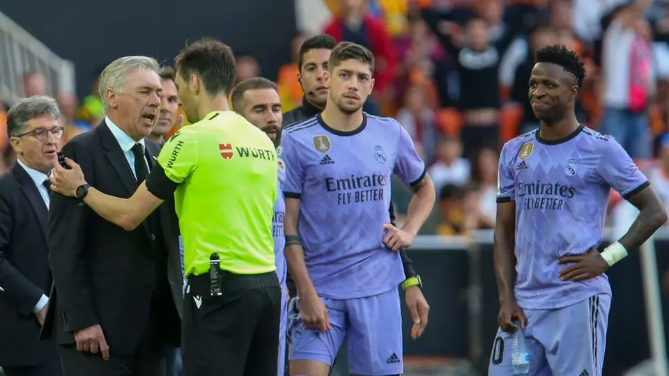 Valencia-Real Madrid: Los Blancos cayeron en Mestalla en medio de los insultos racistas a Vinícius