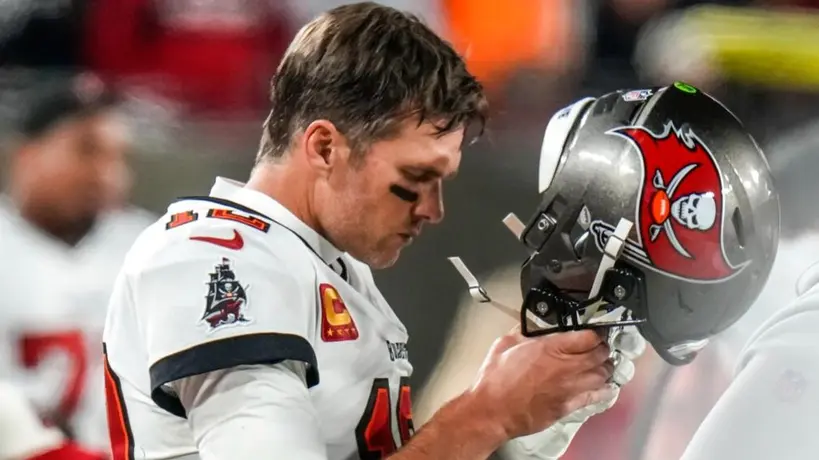 NFL: Tom Brady fue multado por 16 mil dólares por ‘meterle el pie’ a jugador de los Cowboys