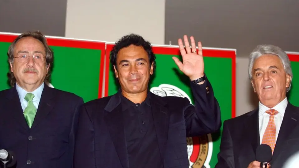 Hugo Sánchez alza la mano para dirigir al Tri: ‘Soy la persona indicada'