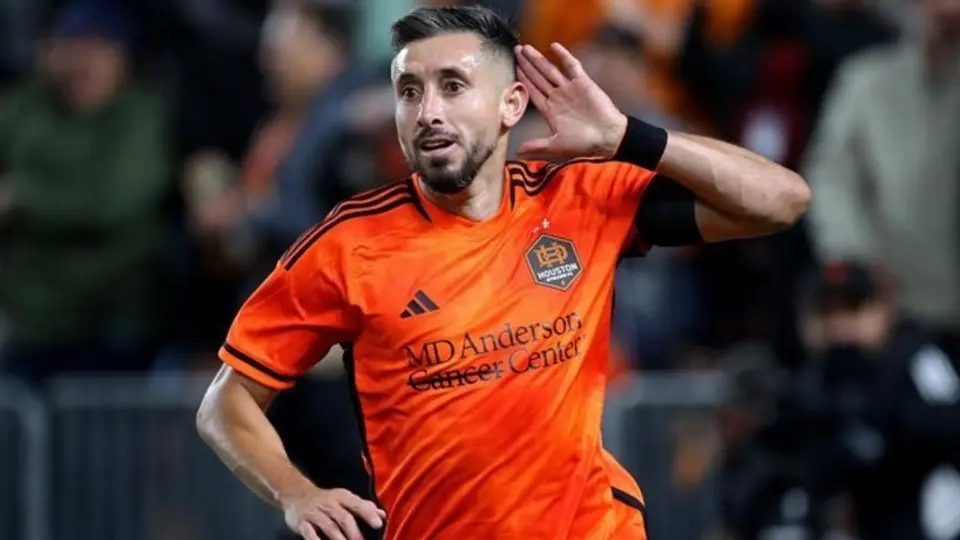 Héctor Herrera fue expulsado en la derrota del Houston Dynamo vs Seattle Sounders de la MLS