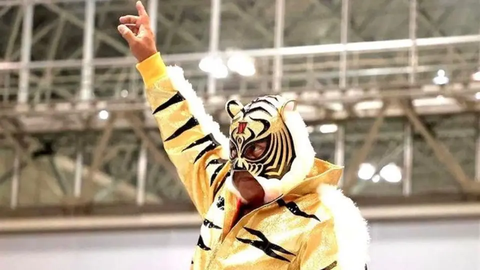 CMLL tendrá equipo integrado por nipones para función en Arena México