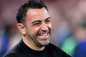 Xavi festejó ‘a lo Guardiola’ el gol del triunfo de Kessié en el Clásico ante Real Madrid