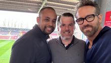 Ryan Reynolds paga fiesta de cuatro días en Las Vegas a jugadores de Wrexham