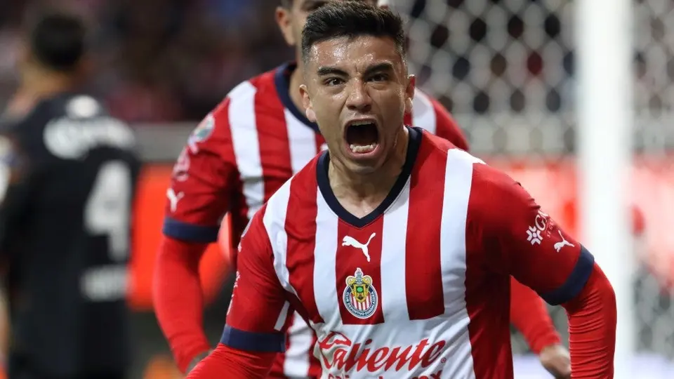 Chivas descartó lesión de gravedad de Fernando Beltrán
