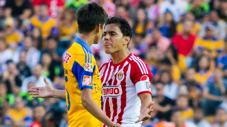 Chivas mantiene un buen historial contra Tigres en las Liguillas