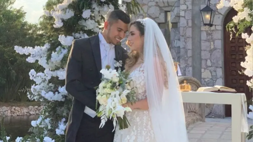 ¡Que vivan los novios! Orbelín Pineda 'presume' su boda con Gabriela Ríos