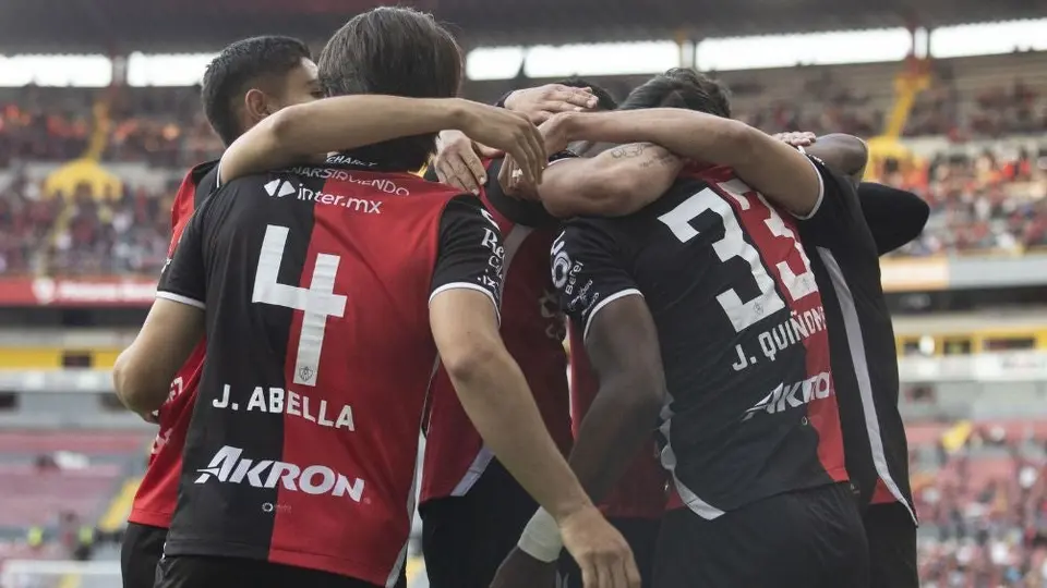 Atlas ganó, gustó y goleó a los Tuzos de Pachuca para seguir vivo de cara al Repechaje