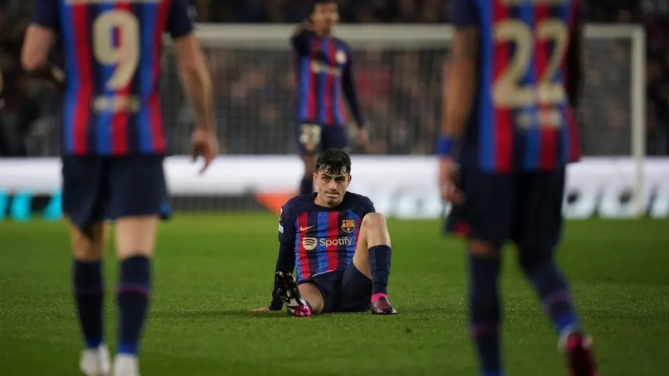 Barcelona: Pedri salió lesionado del partido ante el Manchester United