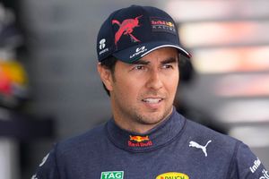 Checo Pérez no cree tan afortunado el parón de F1 por problema de Covid-19 en China