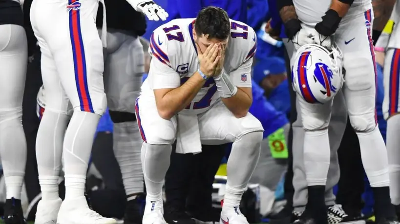 Damar Hamlin: Así fueron las reacciones de los jugadores tras el desplome del safety