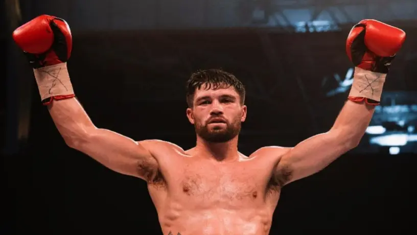 John Ryder podría retirarse en caso de una derrota ante Canelo Álvarez