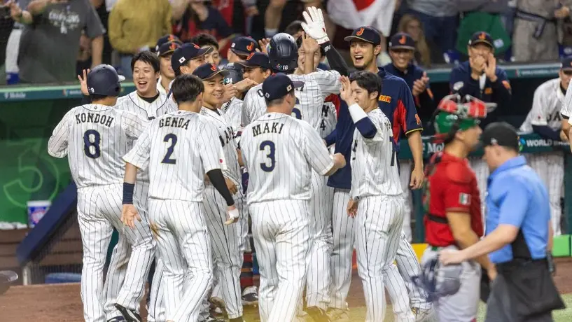 Japón vence a México y va contra EU por el título del Clásico Mundial de Beisbol
