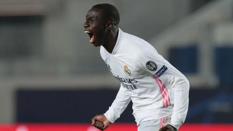 Ferland Mendy, dos meses de baja con Real Madrid por lesión