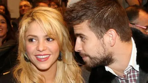 Shakira: ¿Mensaje con dedicatoria a Piqué en una sudadera?