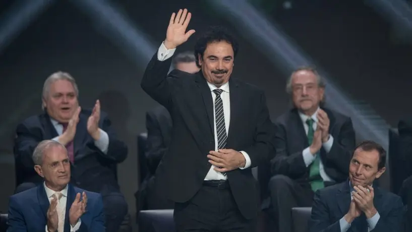 Hugo Sánchez cuestiona categoría y grandeza de Cruz Azul: “No me avisaron”