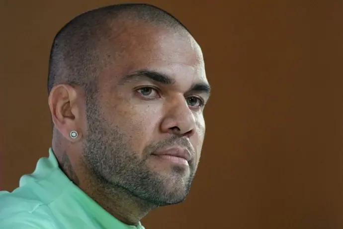 Dani Alves hizo nuevas declaraciones: “Correspondí las ganas que ella tenía”
