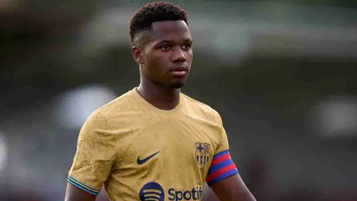 Ansu Fati no piensa en dejar al Barcelona: "Tengo contrato hasta 2027"