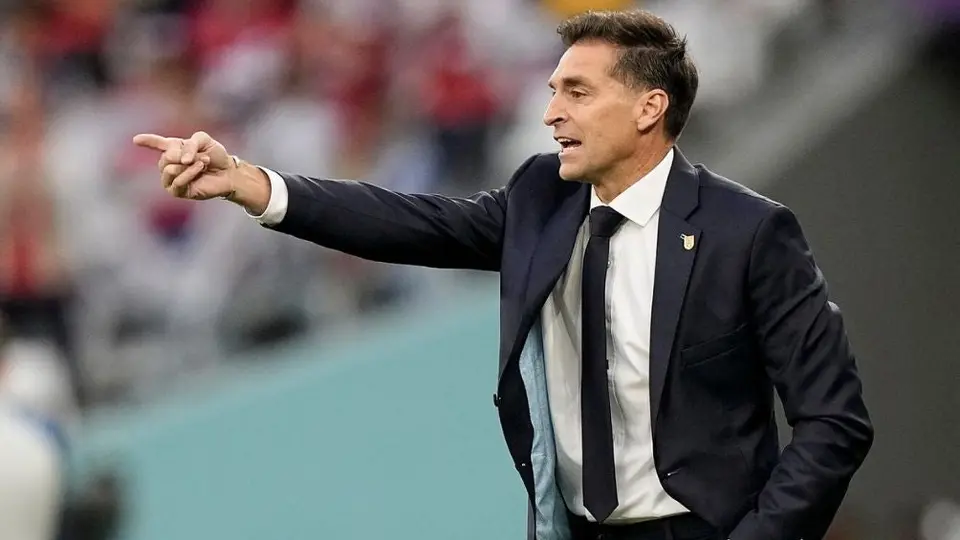 Pumas: Diego Alonso, opción para el banquillo universitario