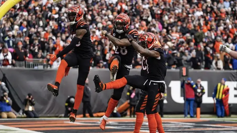 NFL: Joe Mixon se burla del volado de Playoffs con festejo ante Ravens