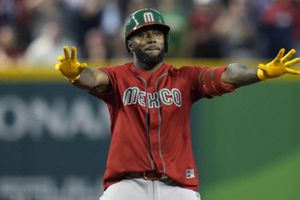 La impresionante atrapada de Randy Arozarena en el Puerto Rico vs México