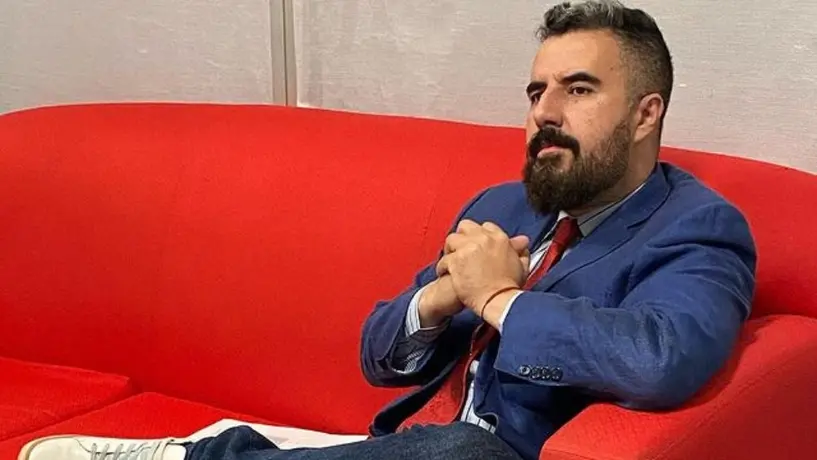 ¡Corrieron a Álvaro Morales! Mario Carrillo recordó cómo le pidió salir en una conferencia de prensa