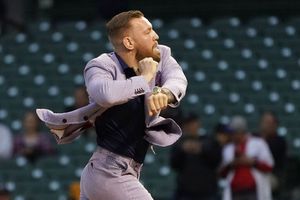 Conor McGregor: Vídeo muestra cómo estuvo a punto de morir tras ser atropellado