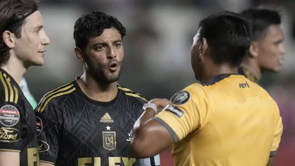 Carlos Vela asegura que el LAFC tuvo un: 'Juego mier..' ante León en la Final de Ida