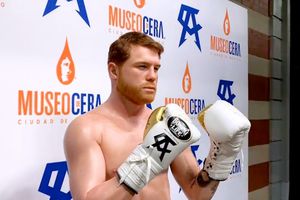 Canelo Álvarez es inmortalizado con estatua para el Museo de Cera