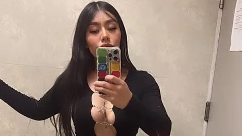 La Pompis, de Sonido Pirata, sorprendió a sus fans en lencería negra; sus fotos se hacen virales
