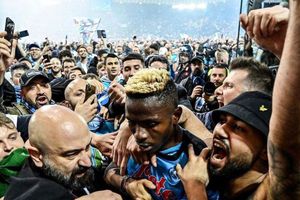 Tragedia napolitana: Hay un muerto y tres heridos de bala en celebración del Scudetto