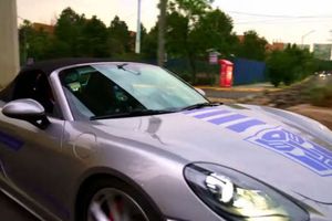 Pidieron un taxi y llegó un Transformer