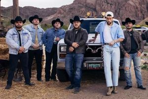 Bad Bunny y Grupo Fontera son todo un éxito con 'Un x100to'